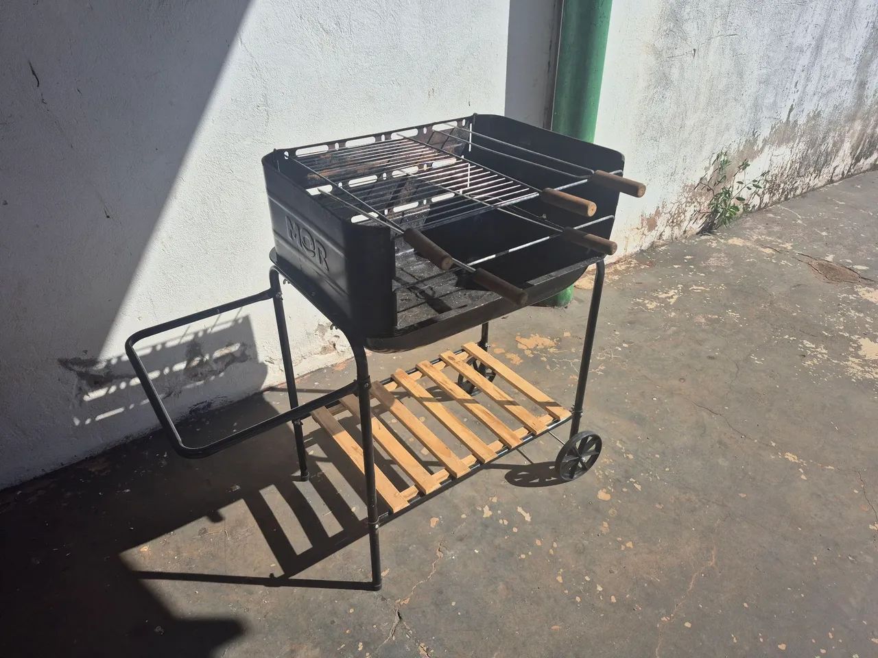 Vende se churrasqueira  - Foto 2