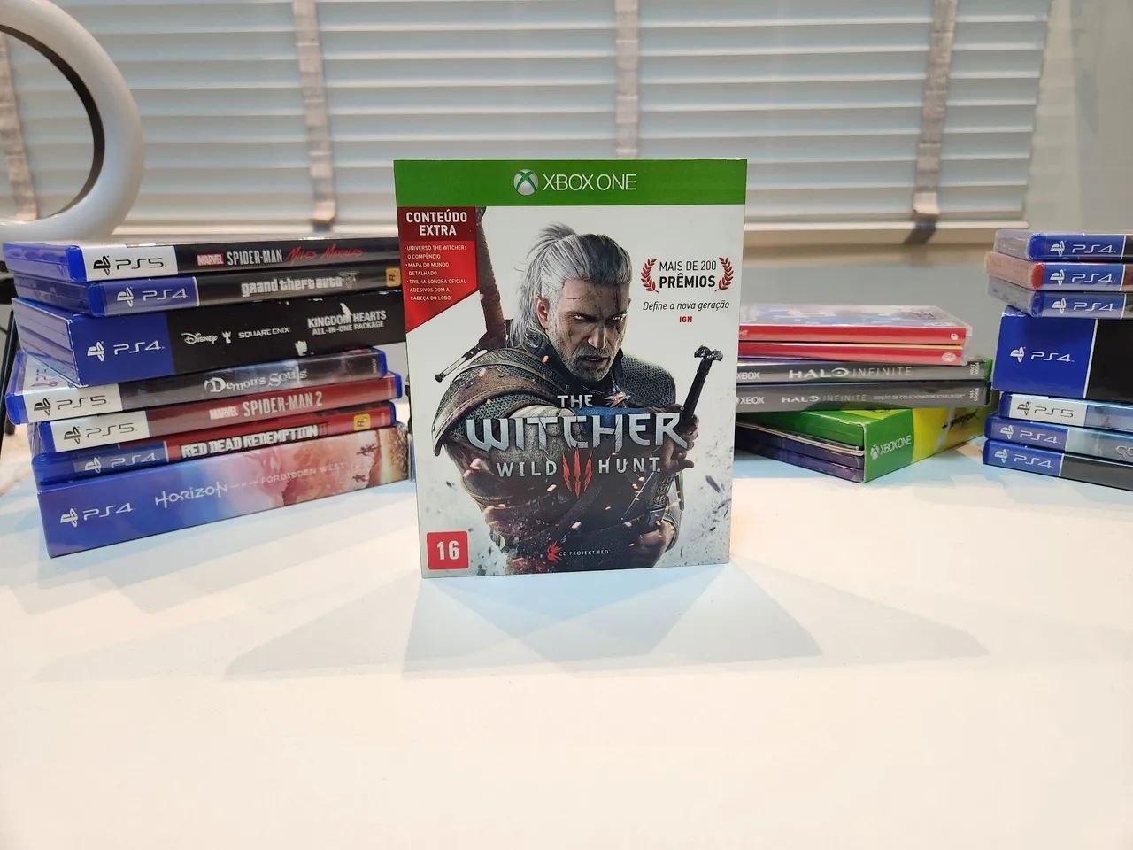 The Witcher 3 Xbox com encarte e mapa