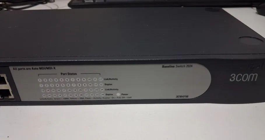 Switch 3com Baseline 2024 24 Portas 10/100 3C16471B - Foto 3