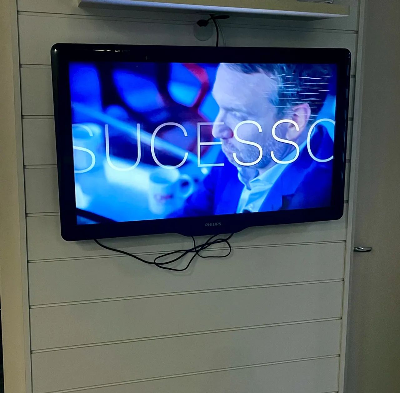 Vendo - TV Philips 43 Polegadas - Plasma.