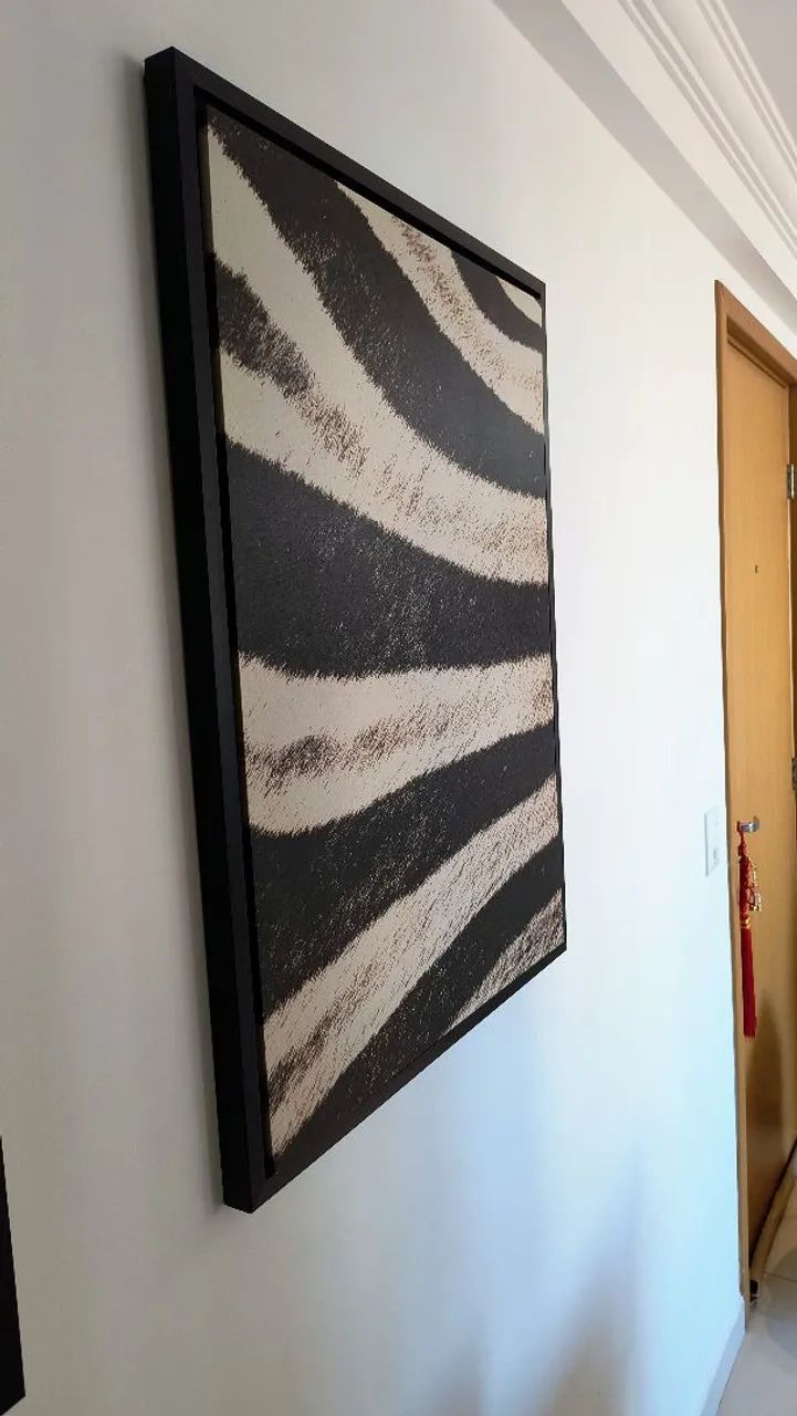Quadro listrado preto e branco - Foto 5