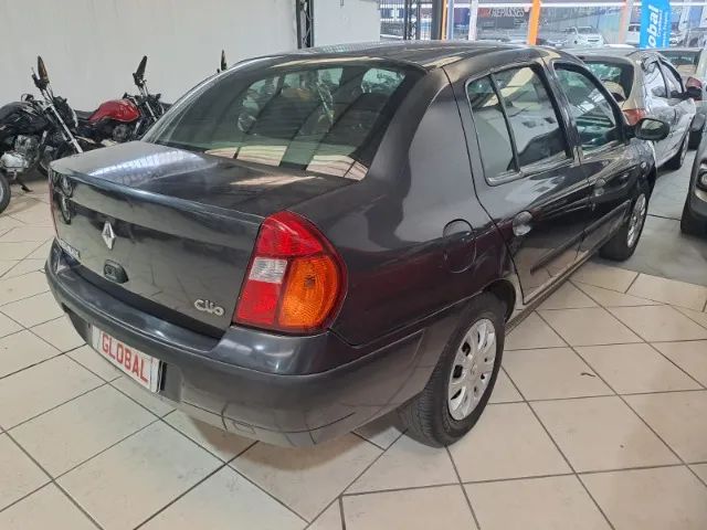 Renault Clio Sedan RN/ Expression 1.6 16V 4P 2004 - Foto 4