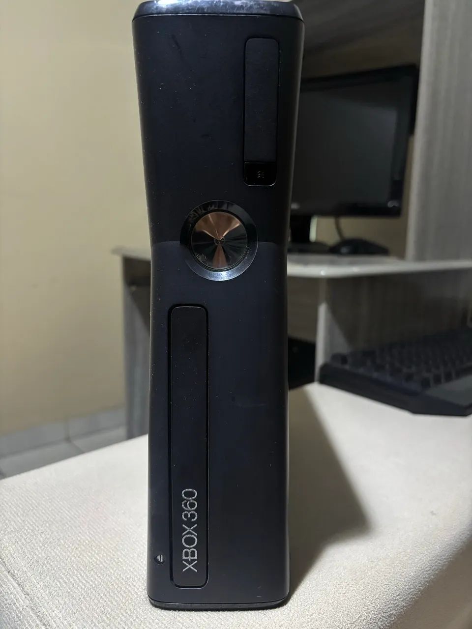 Xbox 360 4gb (desbloqueado) - Foto 2