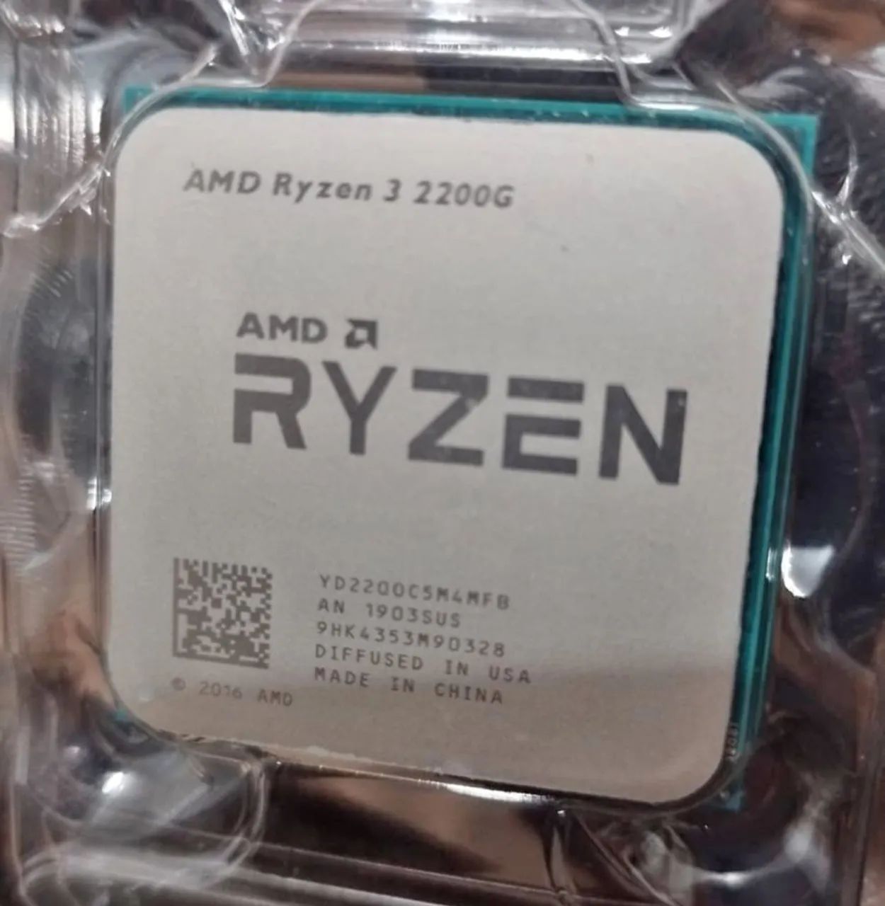 RYZEN 3 3200G (Video Integrado)