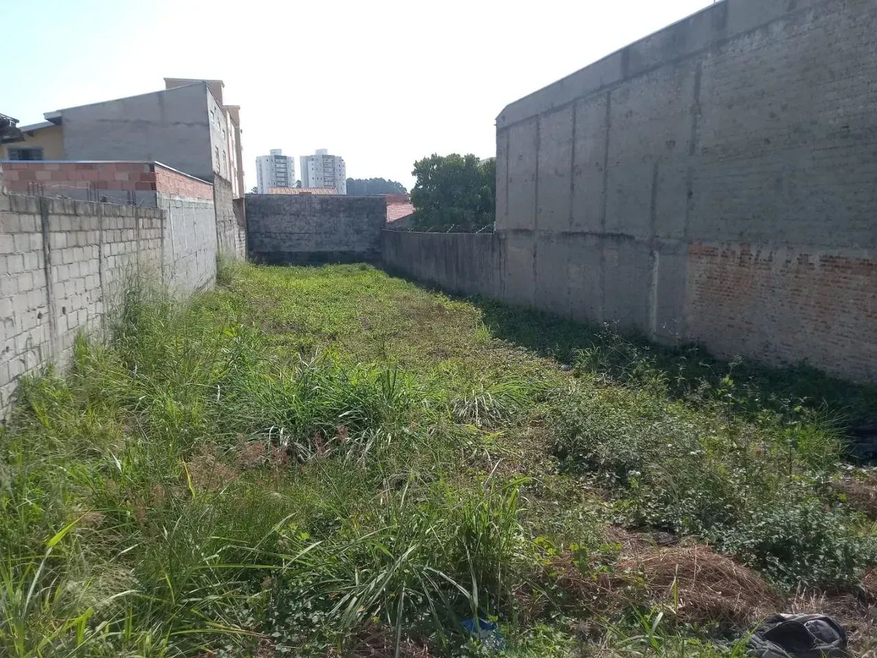 TERRENO EXCELENTE LOCALIZAÇÃO - Foto 2