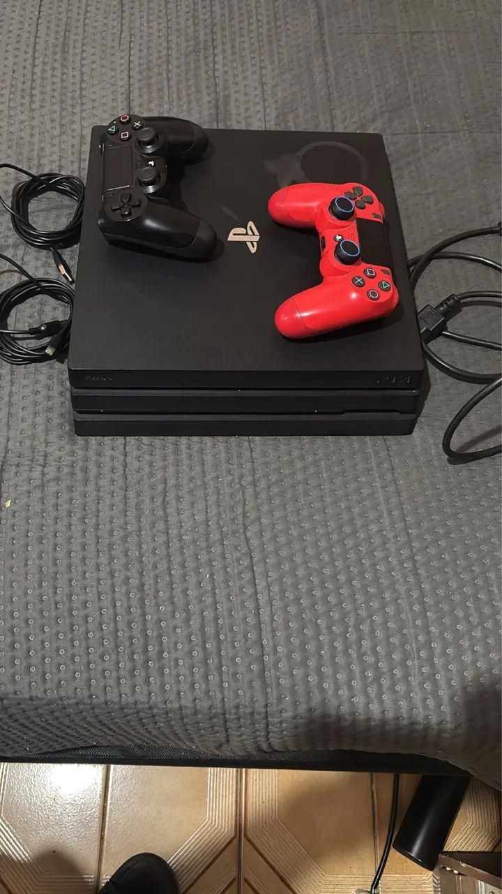 PS4 Pro 1TB - Foto 2