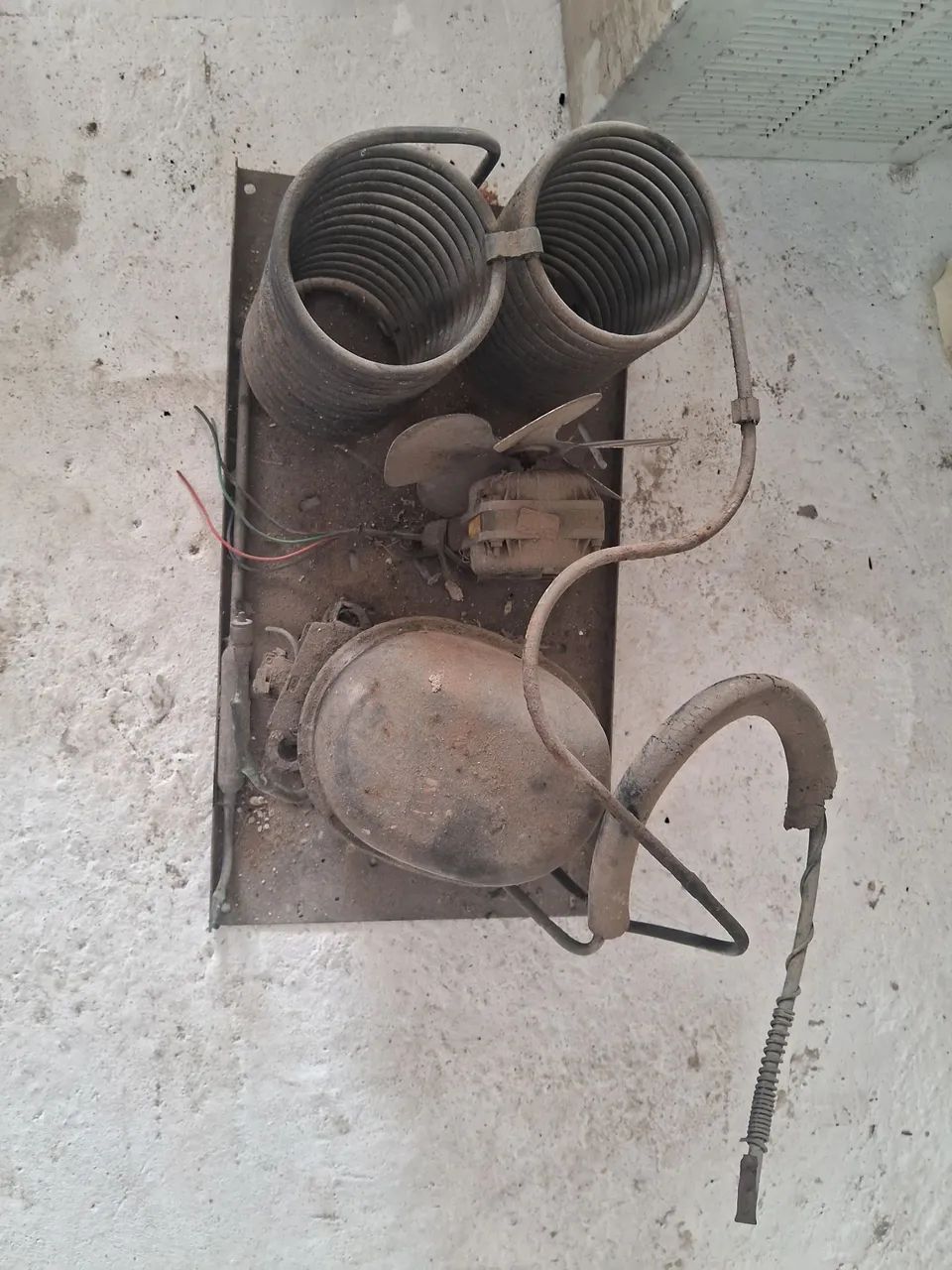 Vendo motor de frizer - Foto 2
