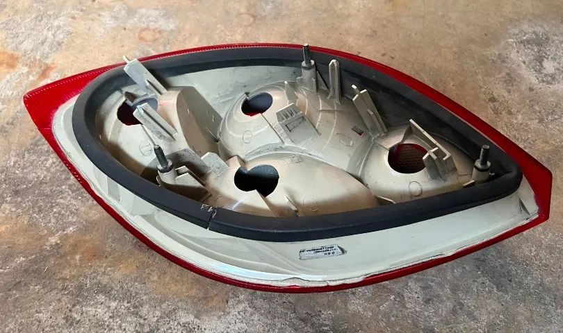 Lanterna Traseira Ford Ka 97-01 - Foto 4