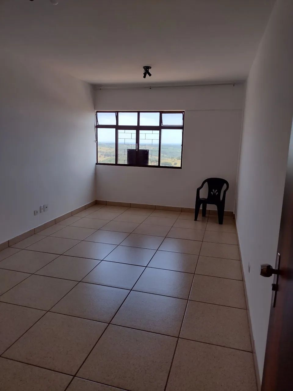 Apartamento arejado, confortável. 