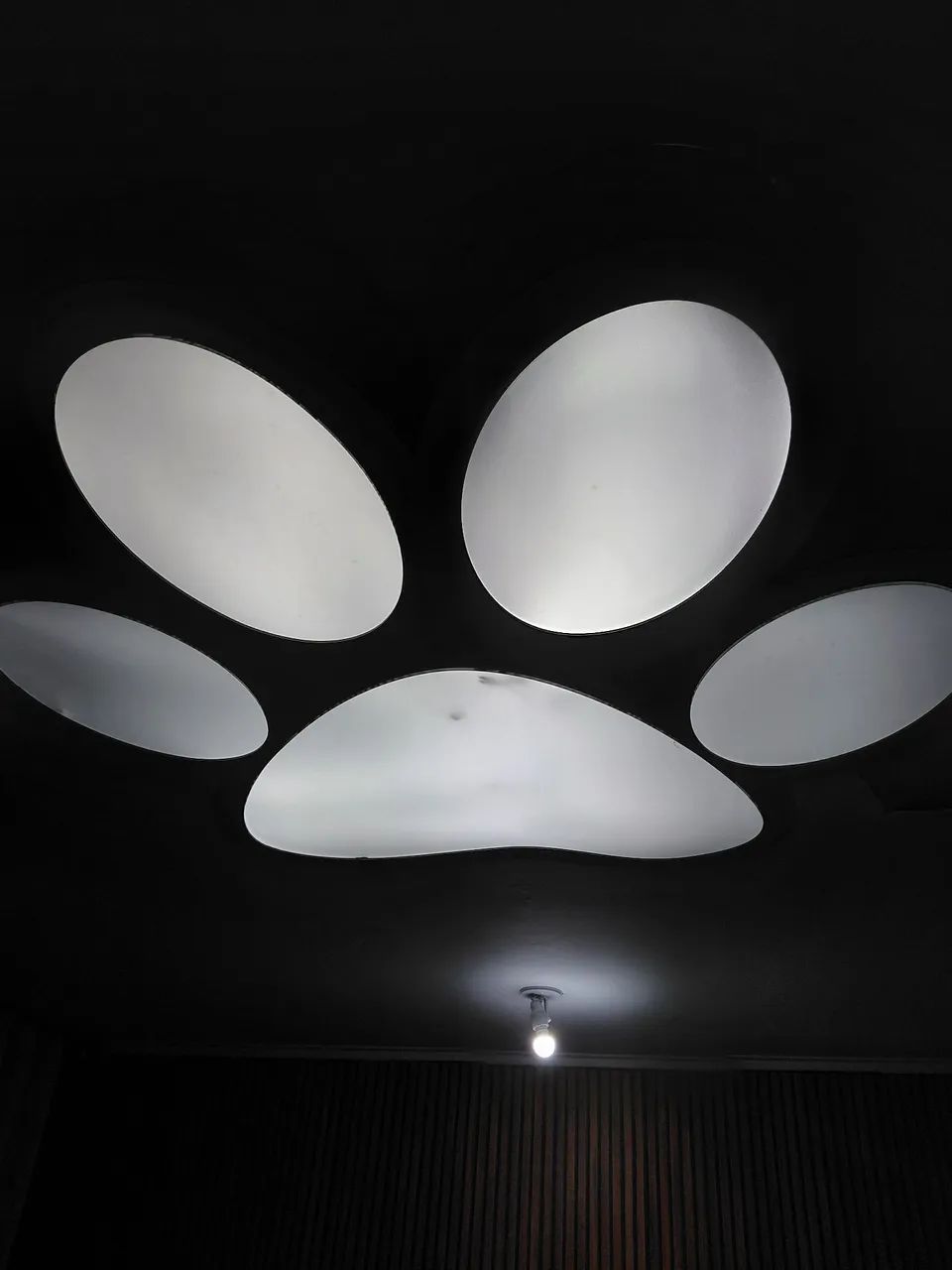 Luminária pata