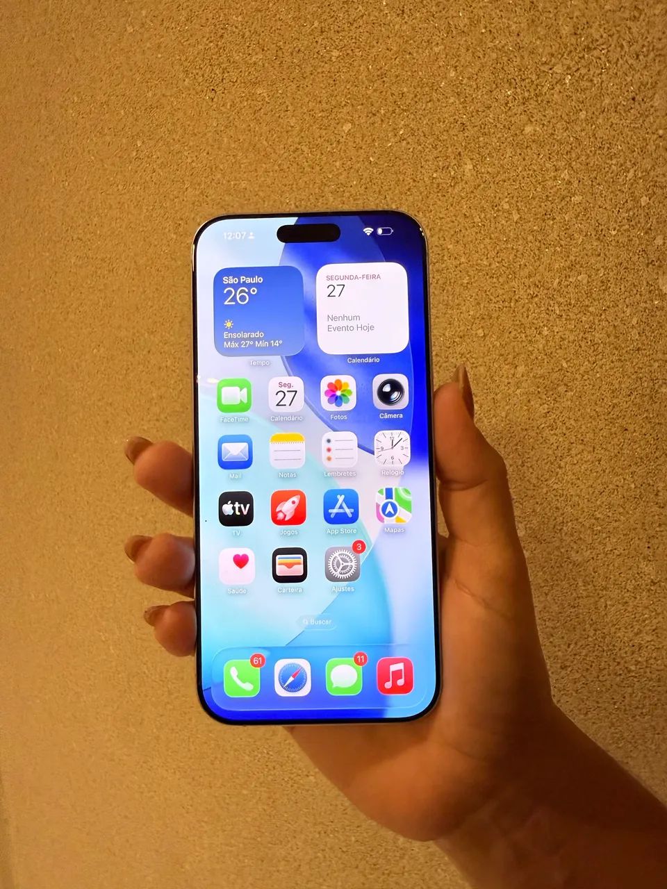 iPhone 16 Pro Max 256GB - Titânio Branco - Foto 3