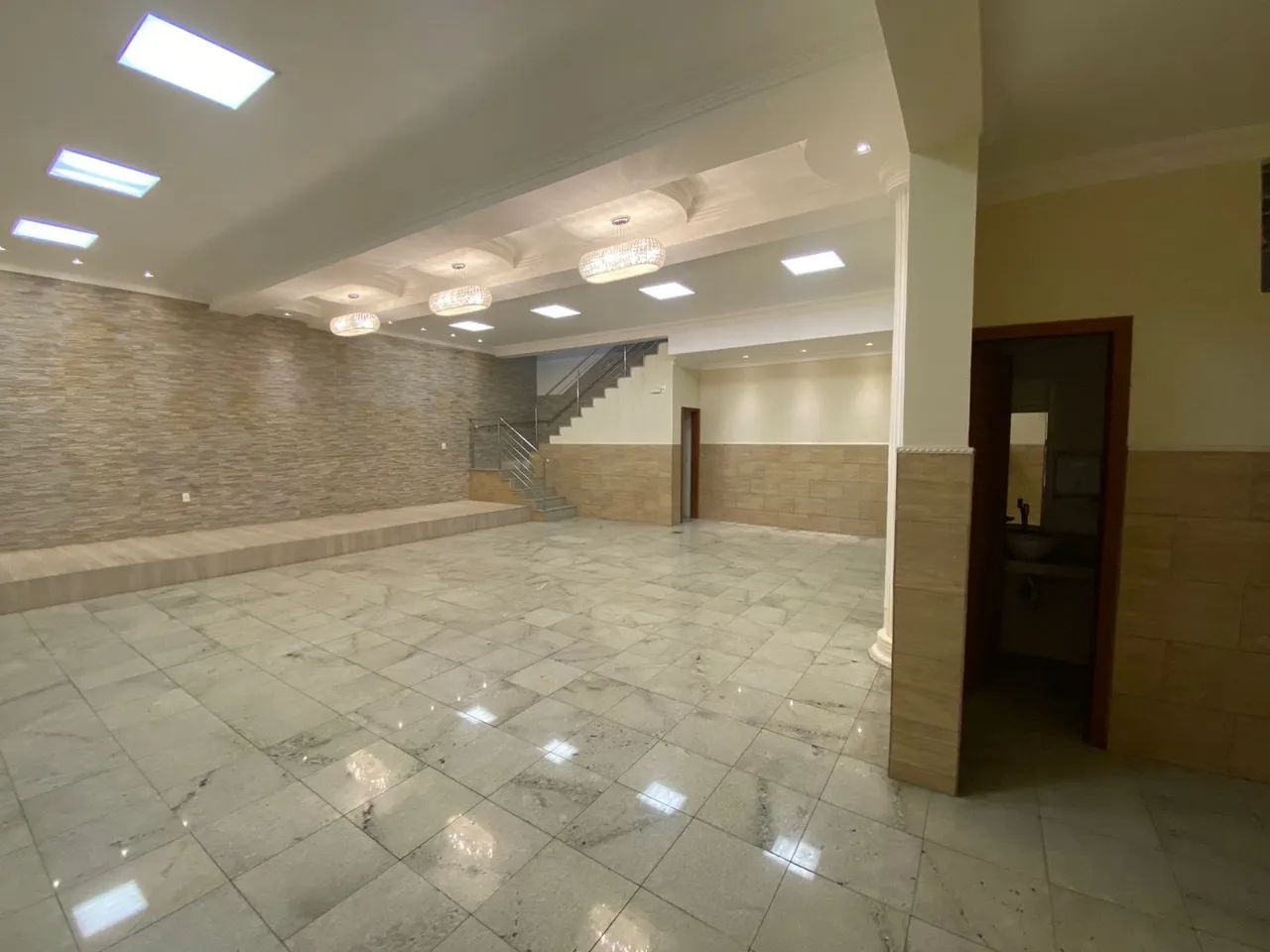 Salão comercial no bairro Floresta - Foto 2