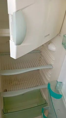 Geladeira com defeito - Foto 4