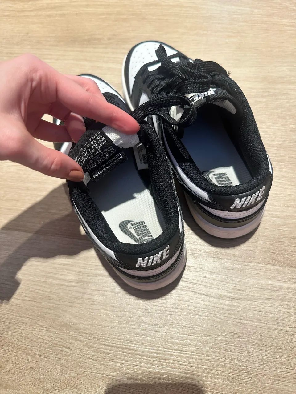 Tênis Nike Dunk Low Panda Feminino 35 - Foto 3