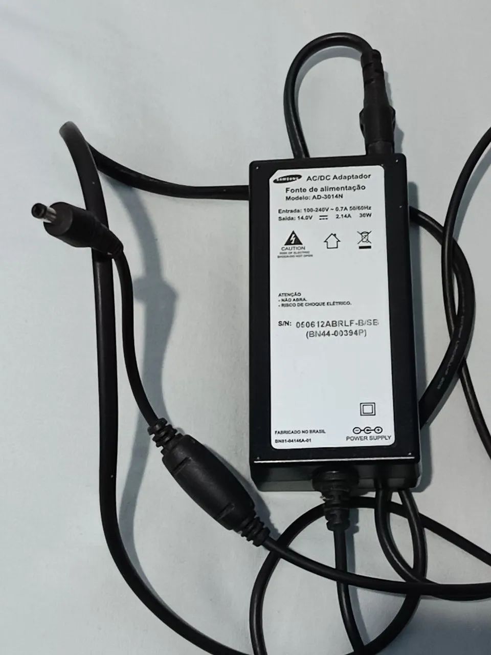 VENDO - FONTE Notebook SAMSUNG - MODELO "AD-3014N" - 14.0V / 2.14A / 30W - R$ 30,00 - Foto 4