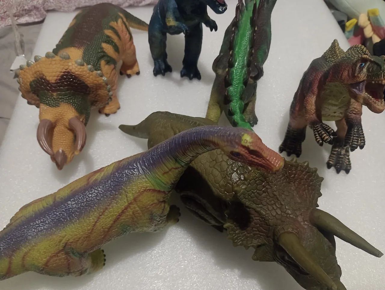 Lote com 6 dinossauros grandes