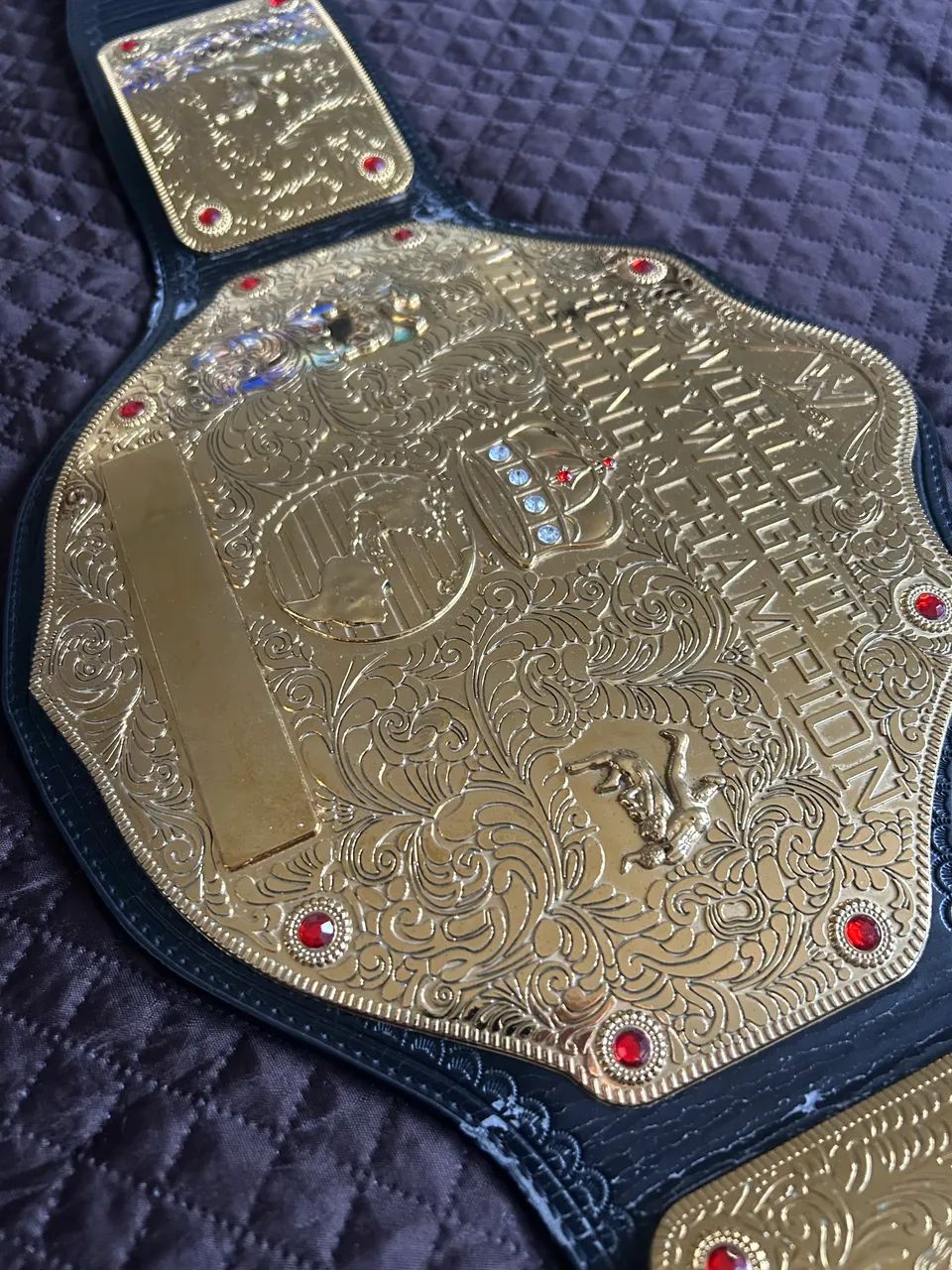 WWE World Heavyweight Championship - Commemorative Edition 