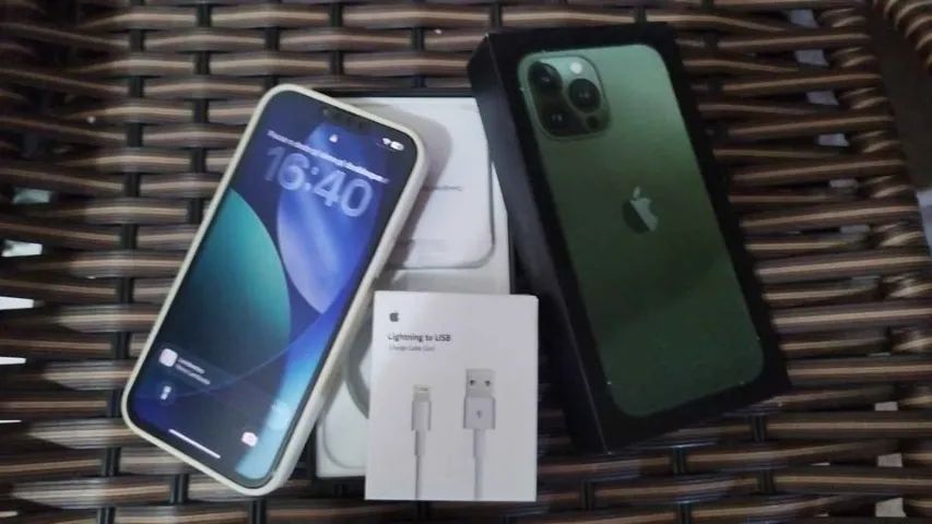 iPhone 13 Pro Max 128gb + caixa + cabo lacrado