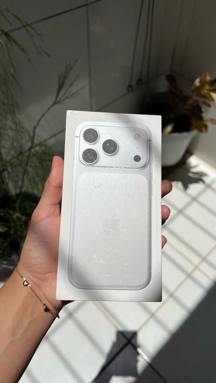 iPhone 17 pro silver - Foto 4