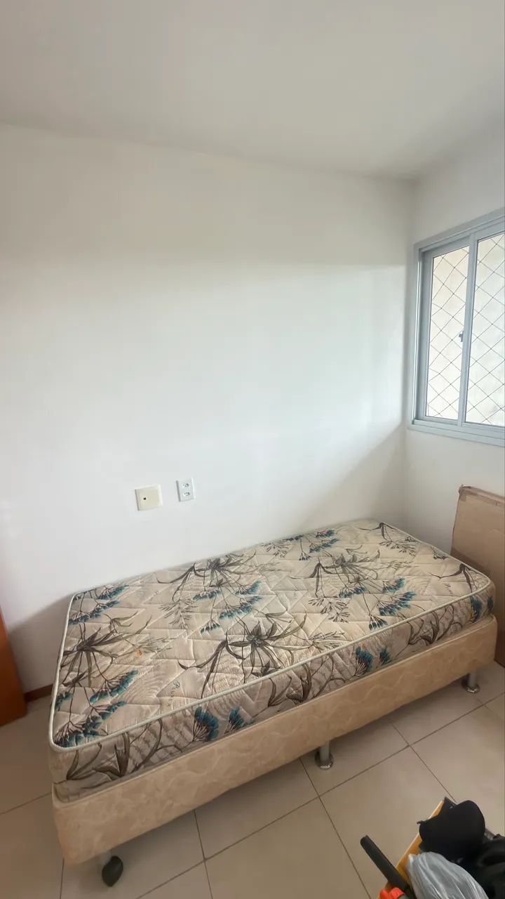 Vendo cama de solteiro box - Foto 2