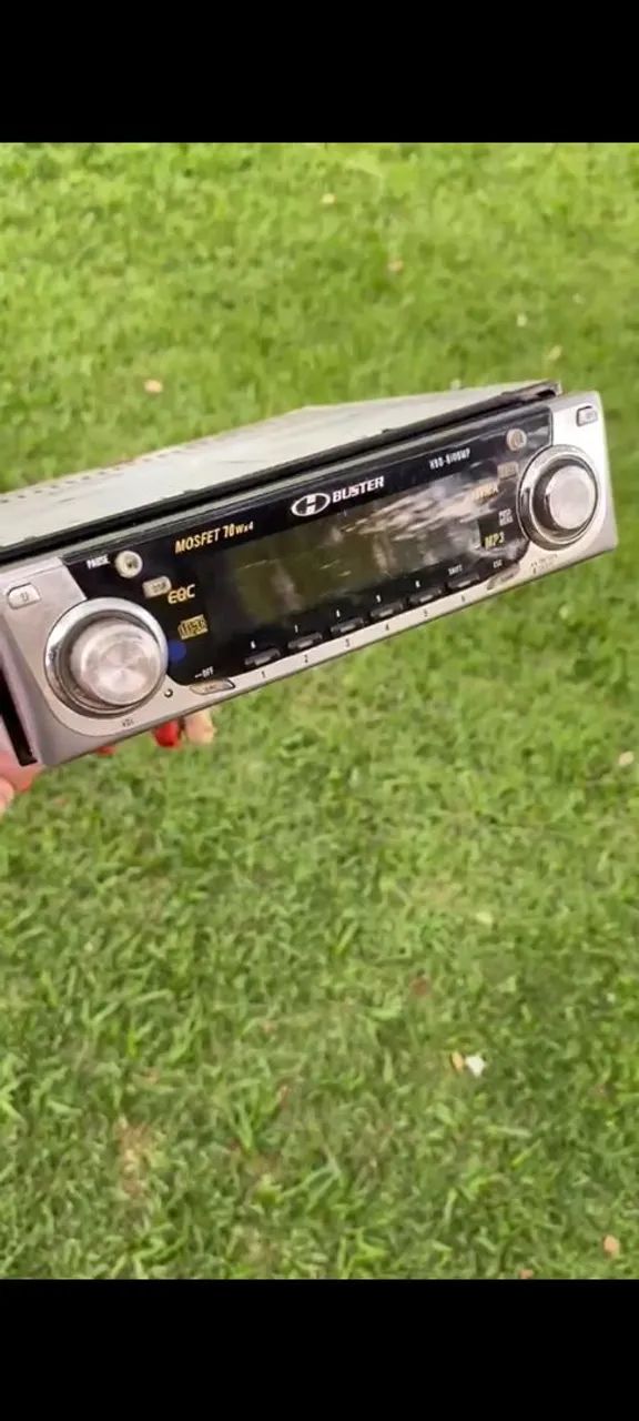 Buster 8100 com gráficos 