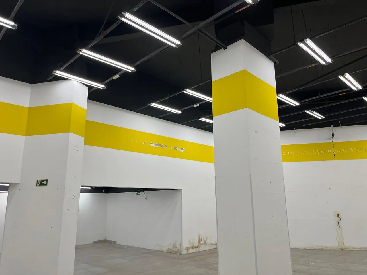 Ponto Comercial/Loja/Box no Humaitá - Foto 4