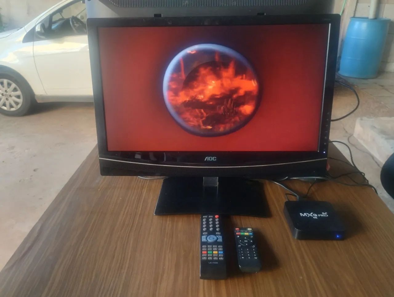 Monitor da marca AOC 24 polegadas tockscreen  - Foto 2