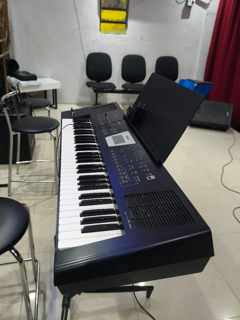 Teclado Roland BK3  - Foto 2
