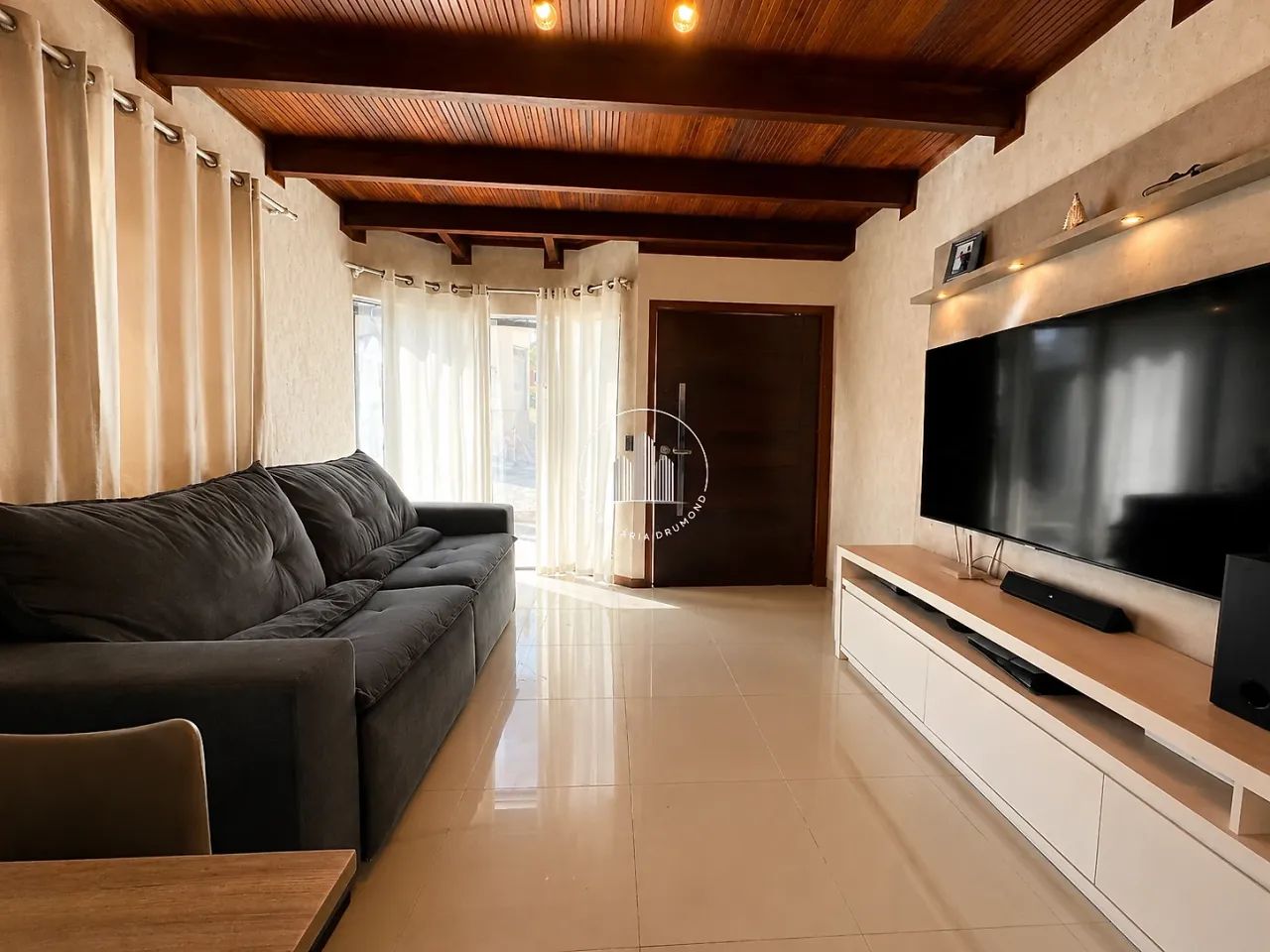 Casa 3 Quartos com 1 Suíte e 160m² - Centro histórico - EST - Foto 4