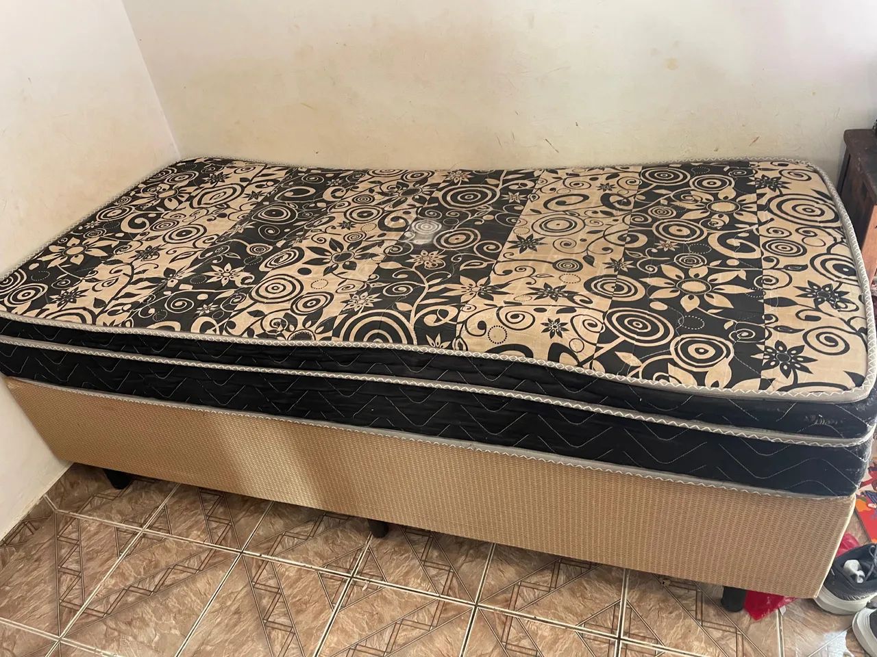 Cama solteiro completa 