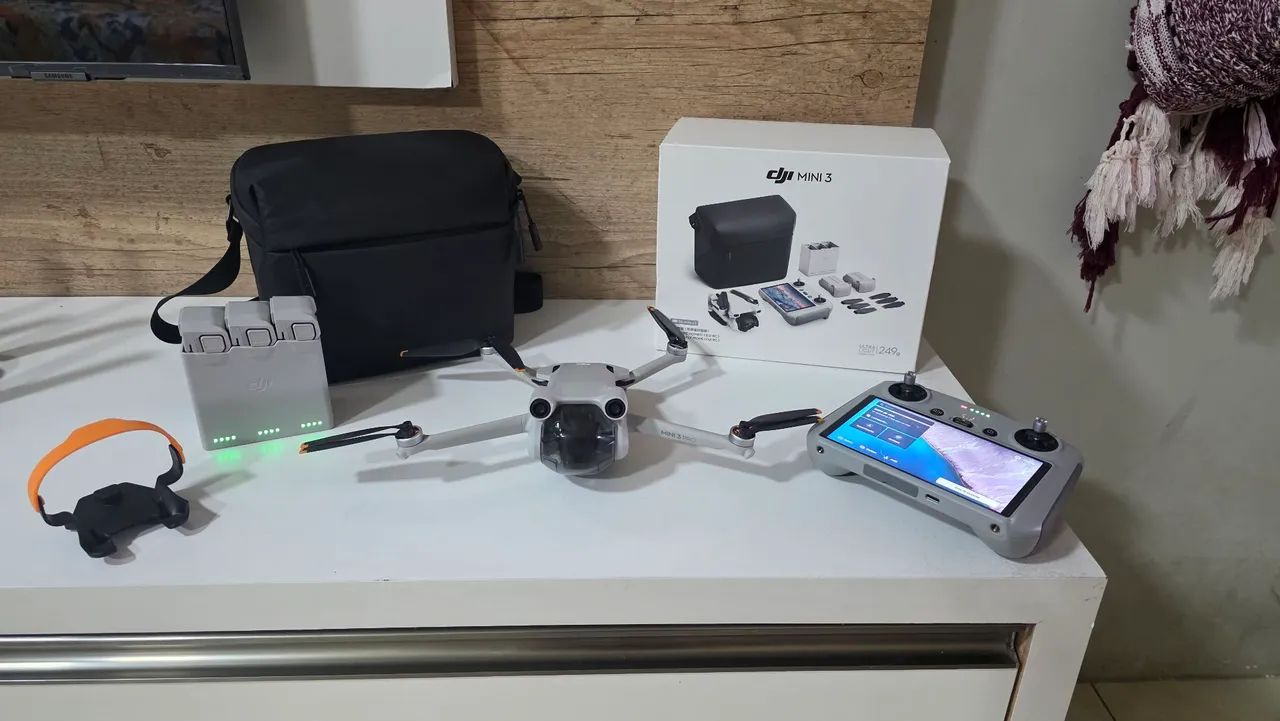 DJI mini 3 PRÓ + combo Fly More