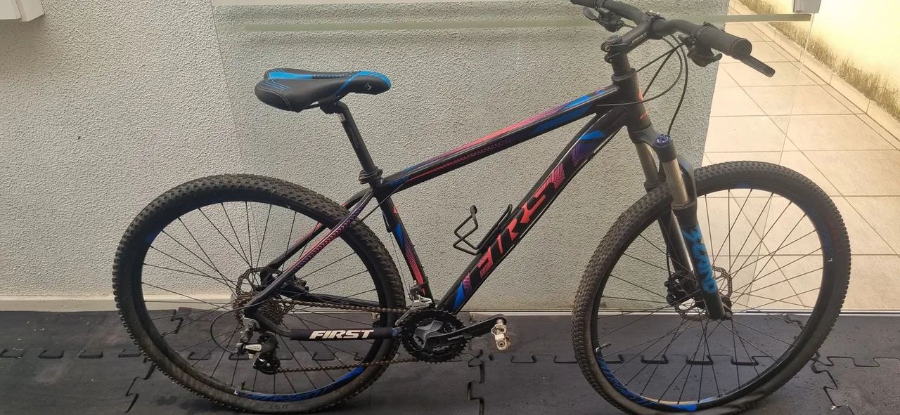 Bicicleta Feminina First aro 29
