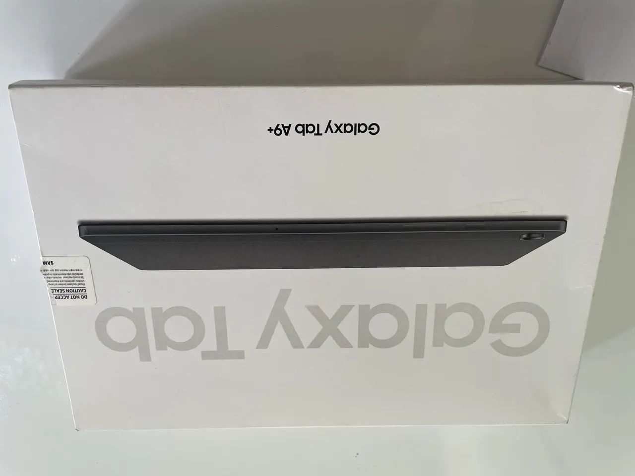 Vende-se Tablet Samsung Tab A+9 - Foto 3