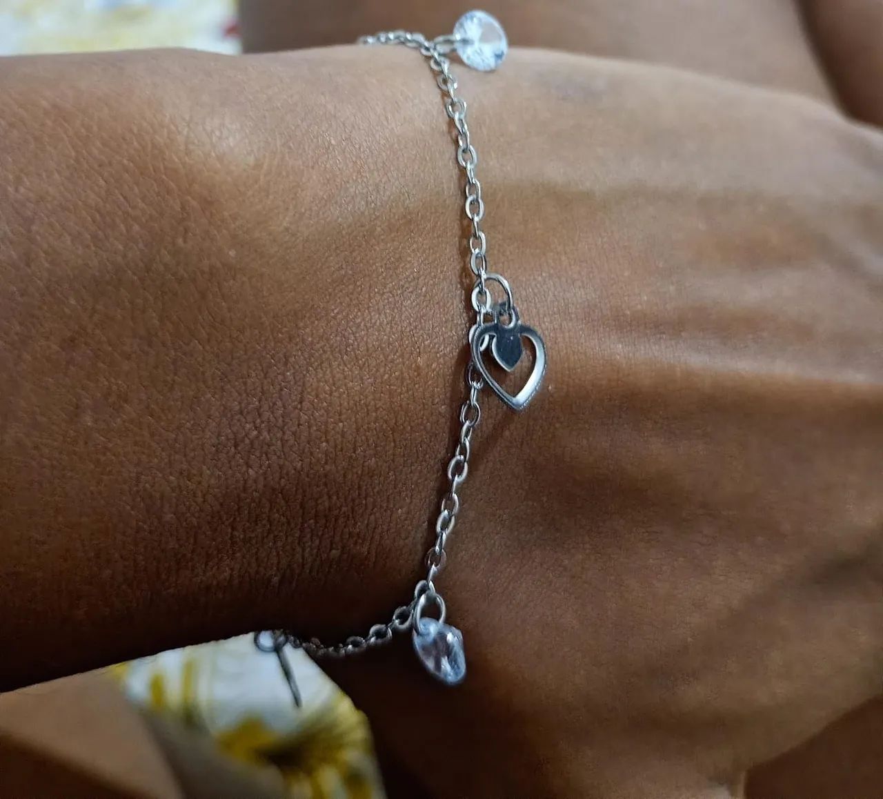 Pulseira coração com brilho aço inoxidável 