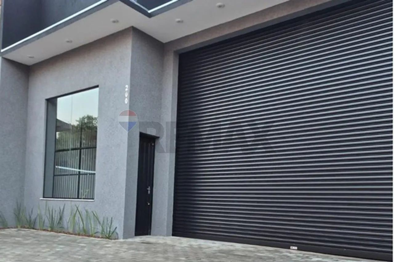 Galpão Comercial 190m² c/ Escritórios e Vagas - Foto 2