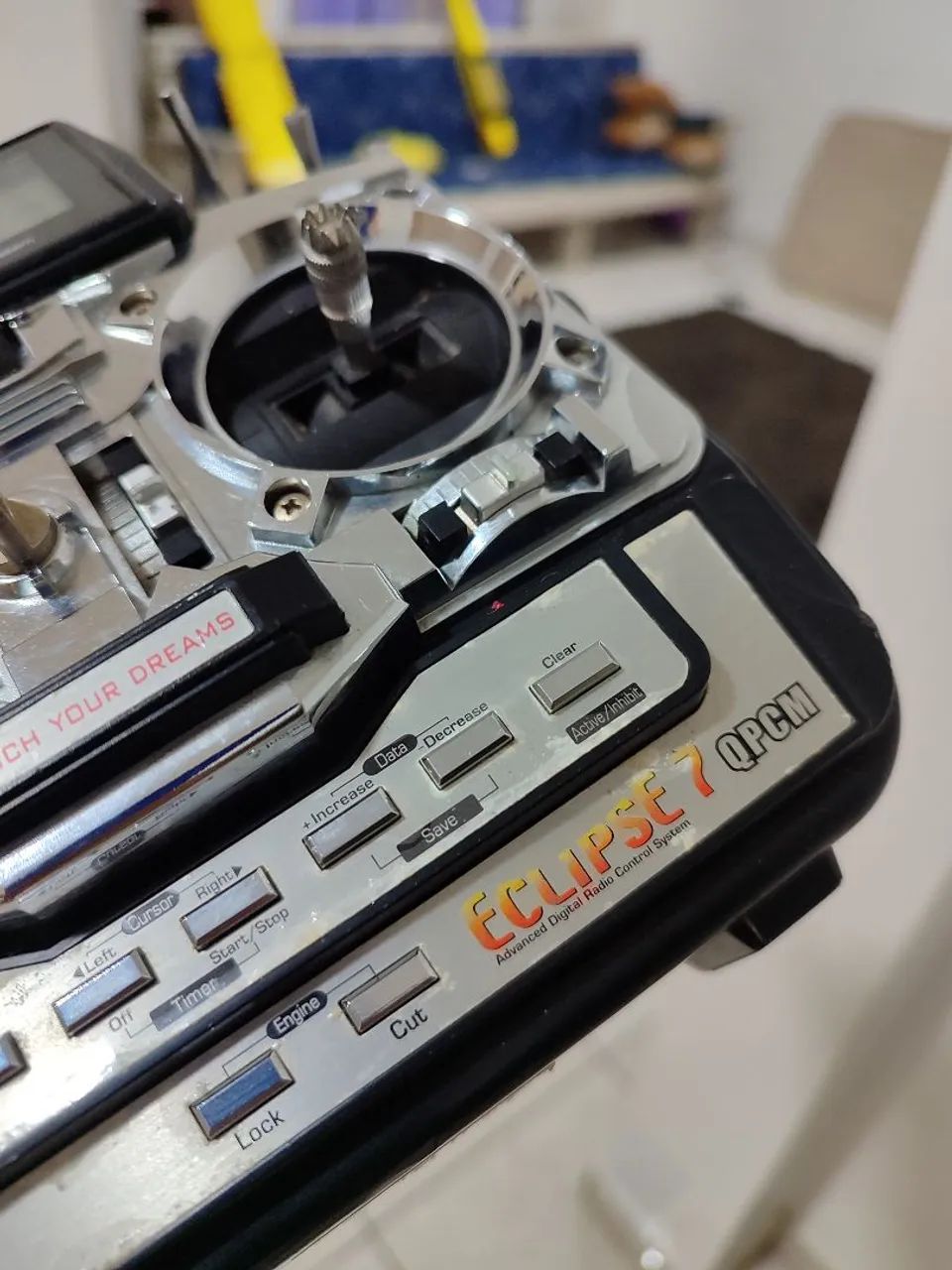 Rádio RC aeromodelo Hitech 7 canais 