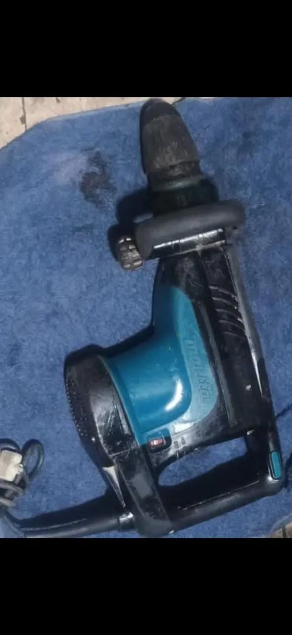 Martelete da makita de 10 quilos vai com ponteira e talhadeira  - Foto 2