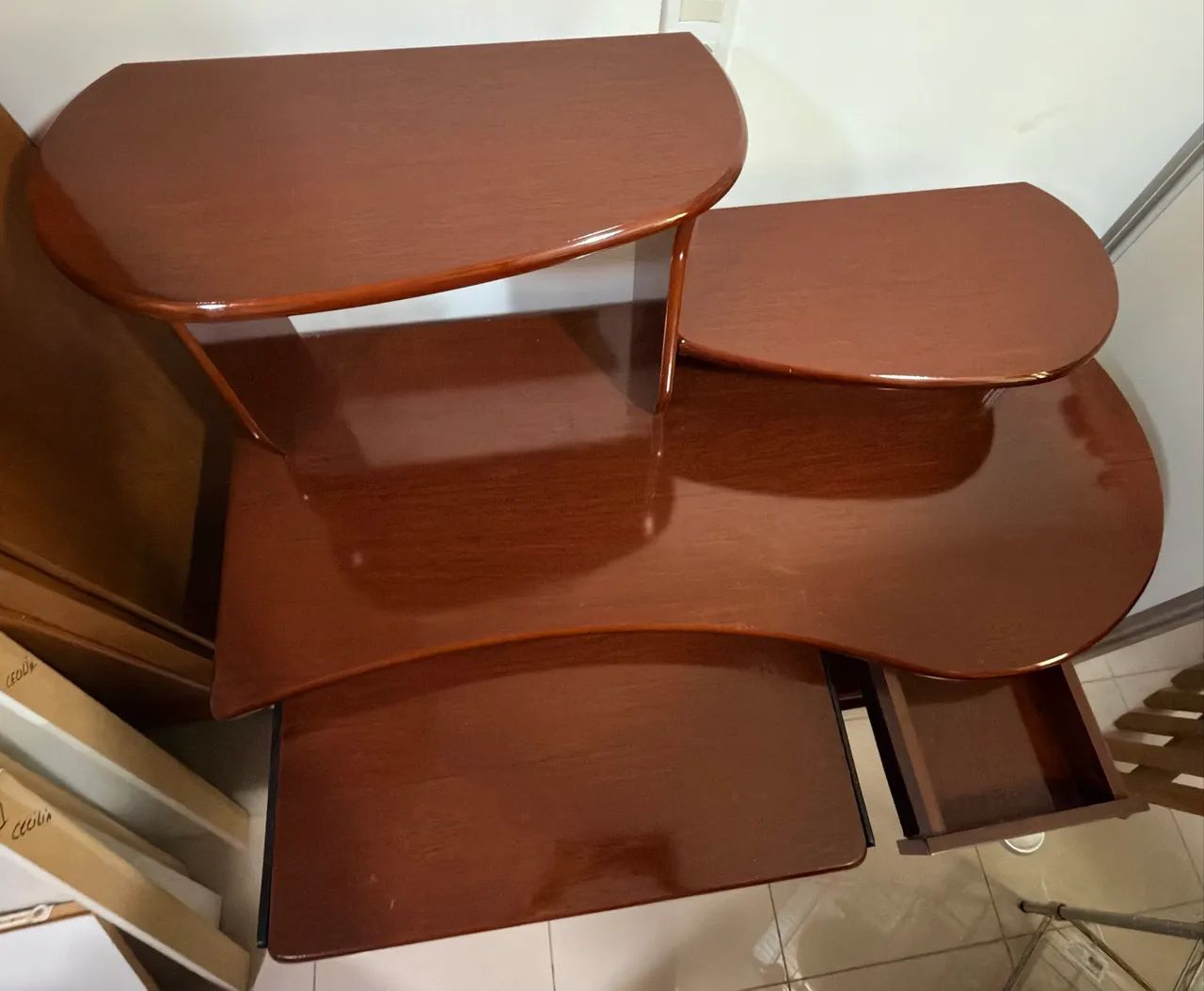 Mesa de computador em ótimo estado - Foto 2