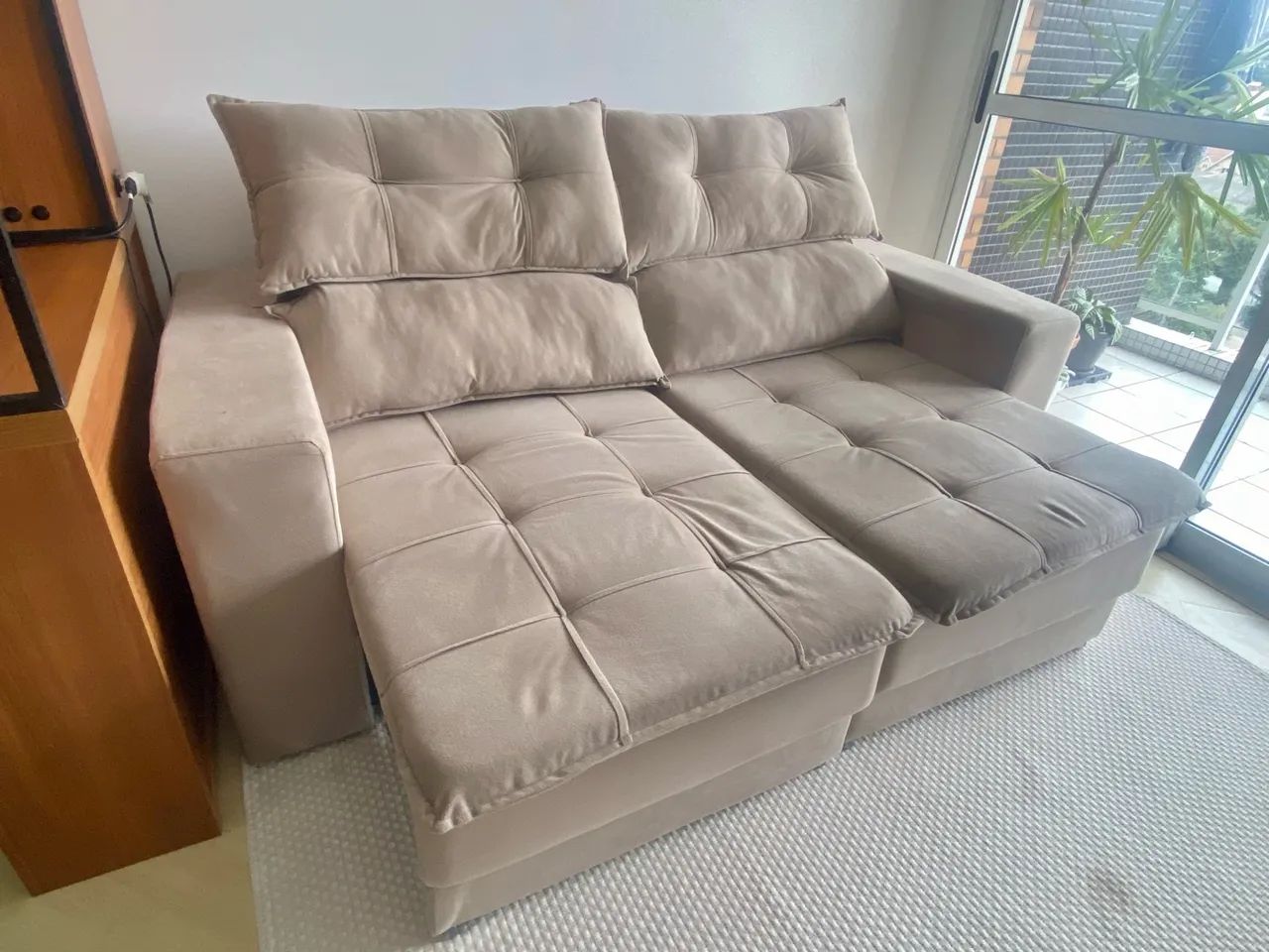 Sofá retrátil 1,90m bege  - Foto 3