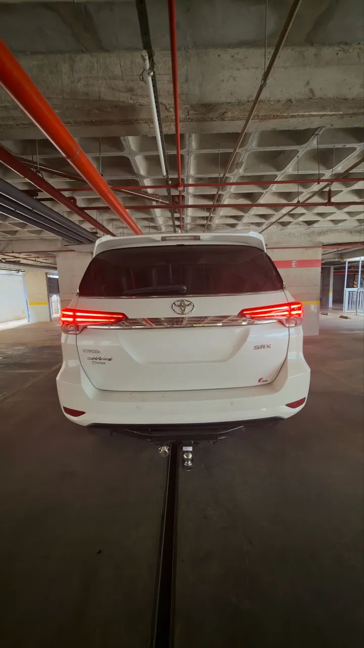 Toyota Hilux SRX 4X4 AT 2.8 TB 2018