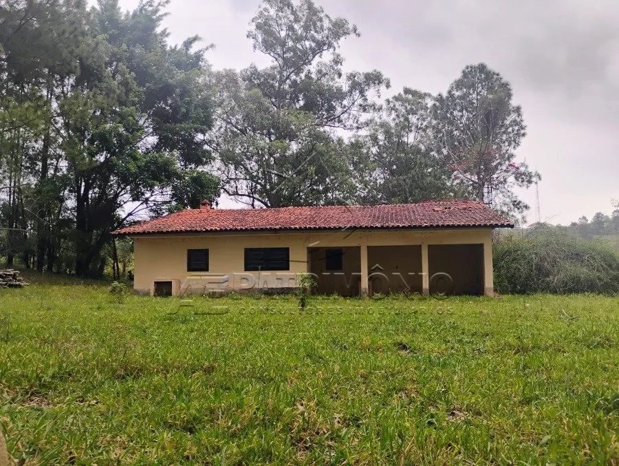 ÁREA, Bairro Caputera