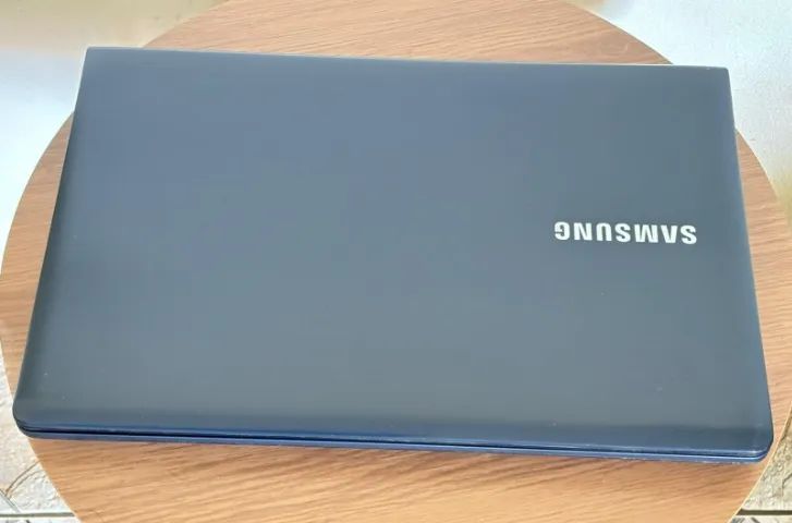 Notebook Samsung - Core i3 4th gen - Memoria de 8gb - SSD de 240gb - Foto 3