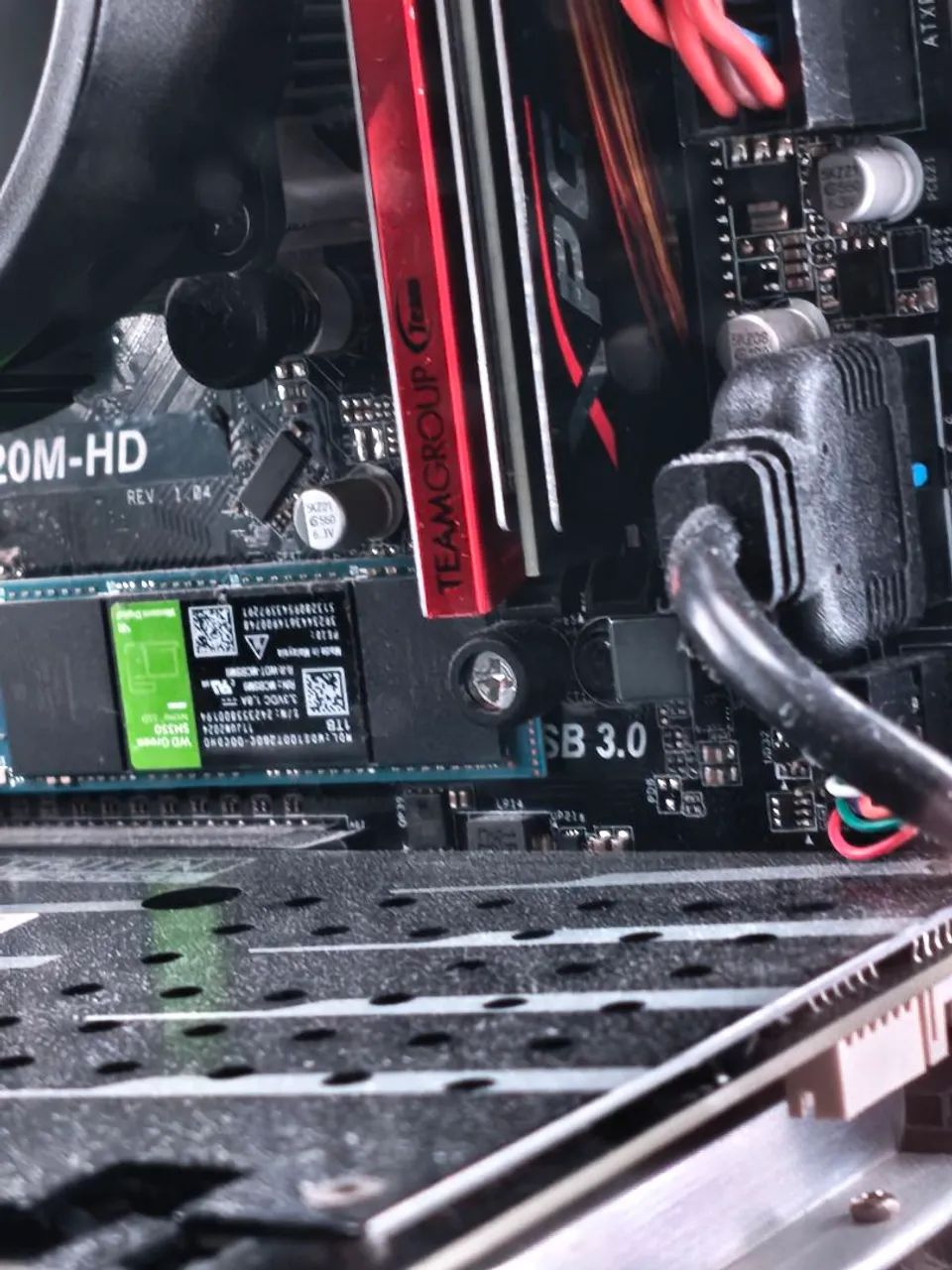 Kit Processador Ryzen 5 3600 + Placa mãe A320M HD ASRock + Air