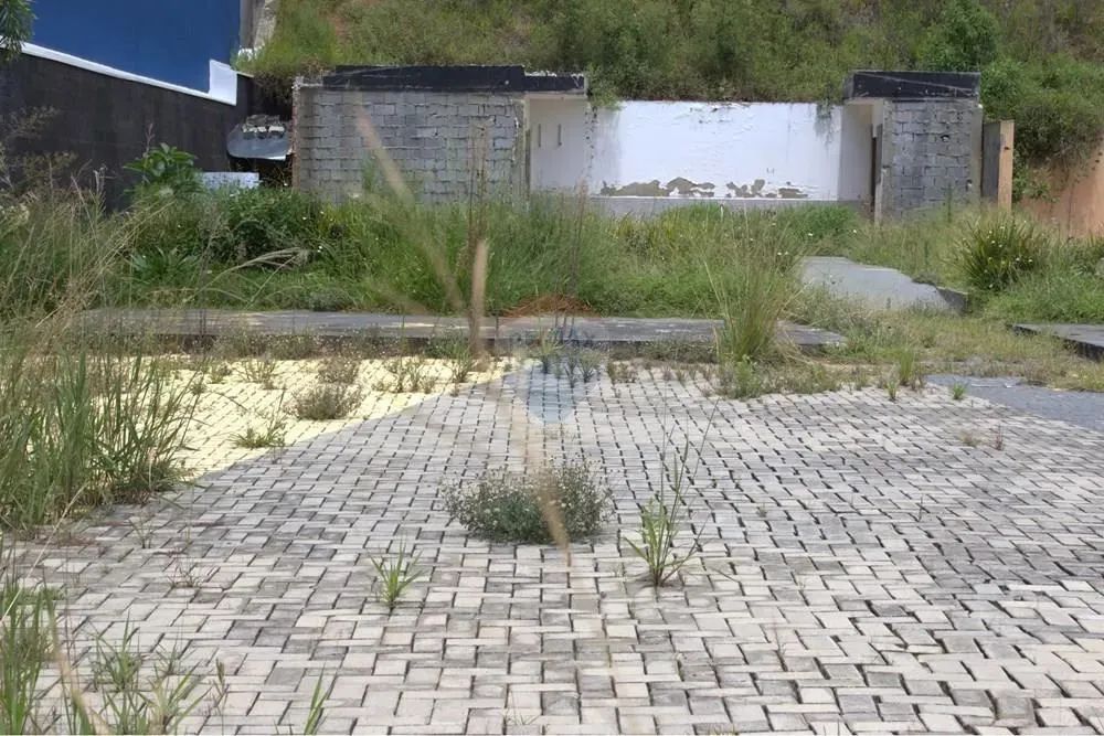 Terreno com 840m². Área livre. - Foto 2