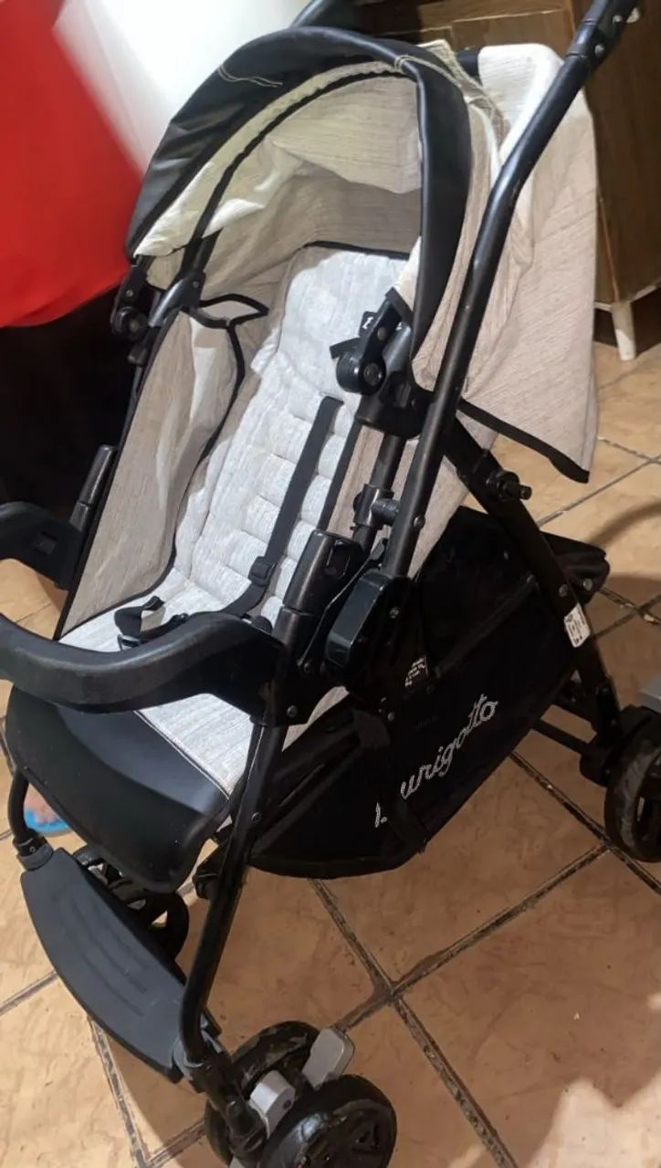 Vendo carrinho de bebê