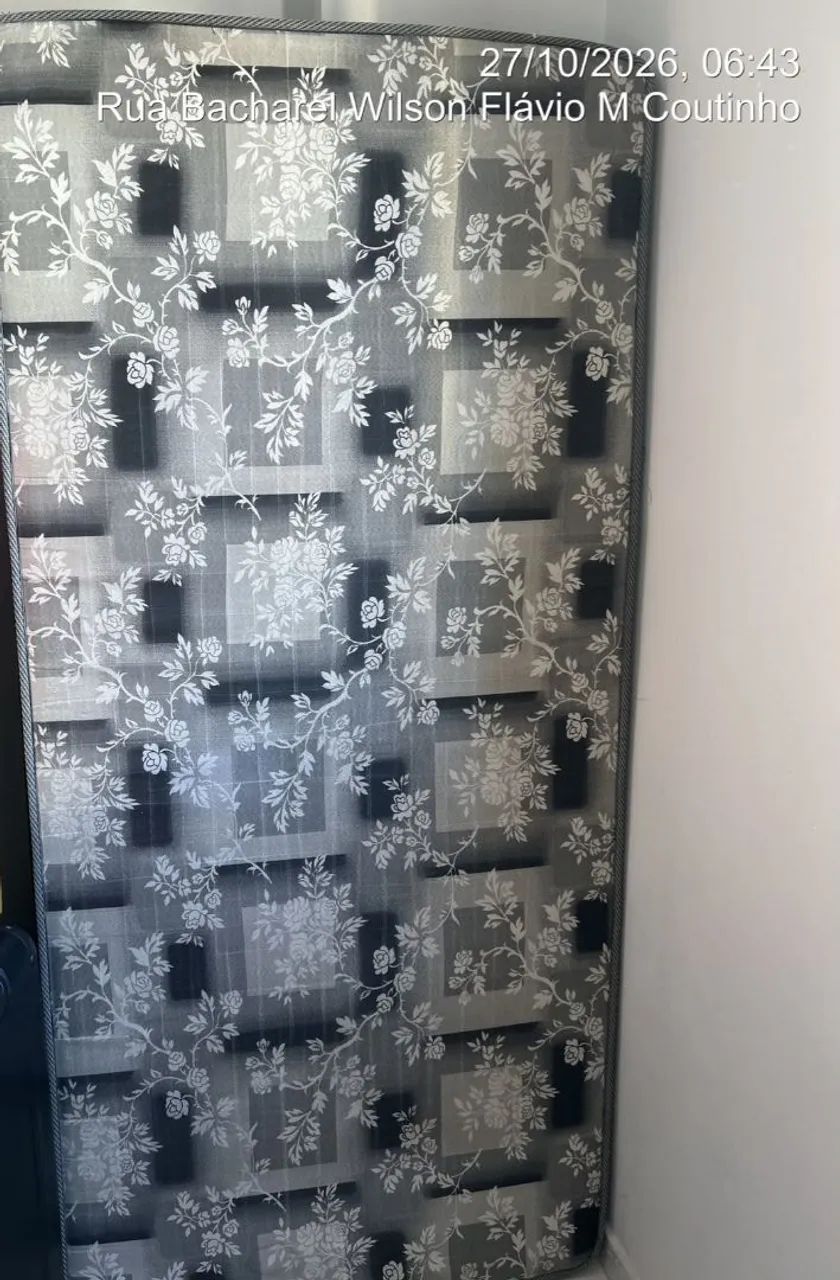 Colchão de solteiro usado 