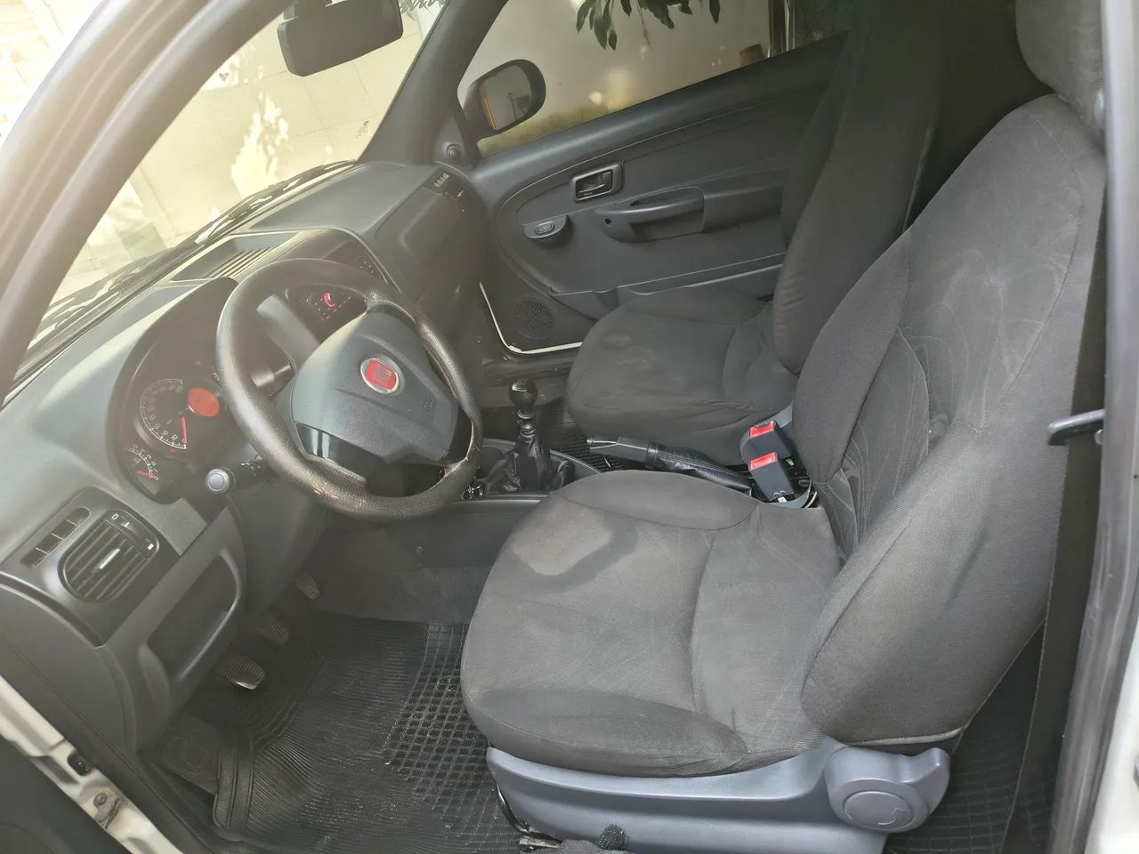 Fiat Strada Working Hard 1.4 Fire Flex 8V CD 2018 - Foto 2