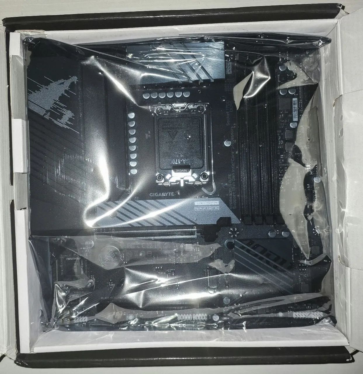 Placa Mãe B760m Aorus Elite 4x ddr5, LGA 1700 - Foto 2