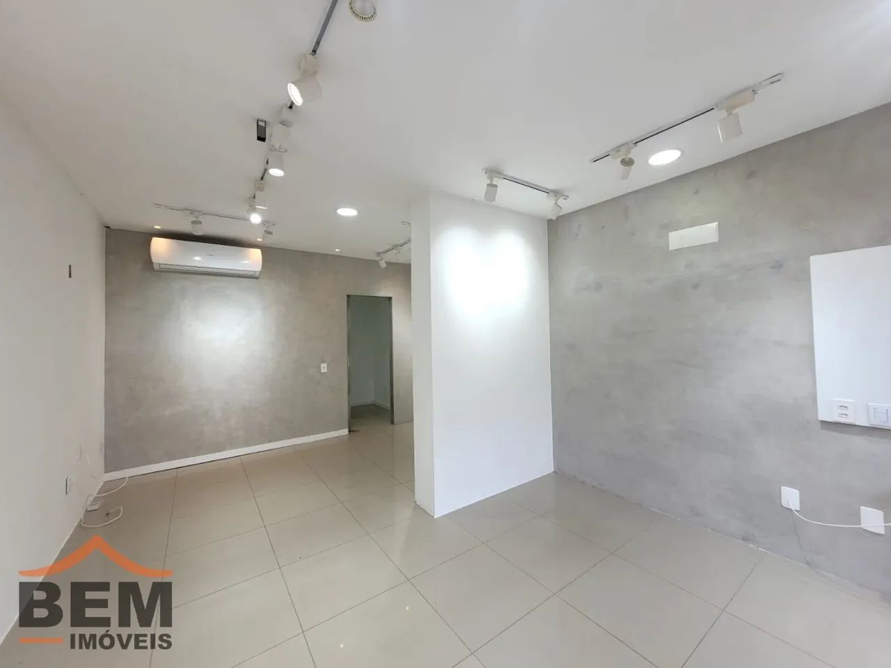 Sala para alugar no São Judas - Itajaí/SC - Foto 3