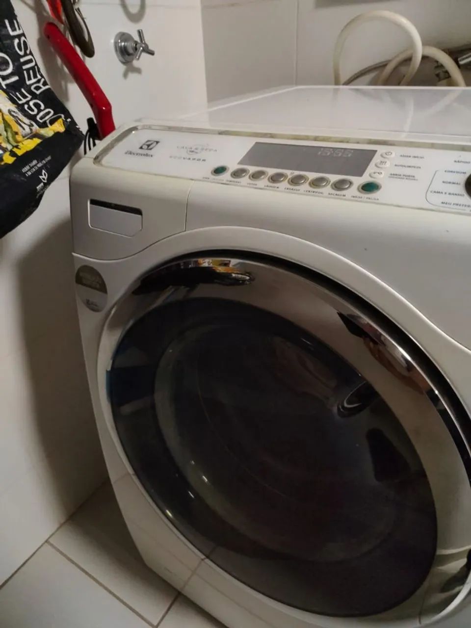 Lava e seca Electrolux 12 kg - Foto 5